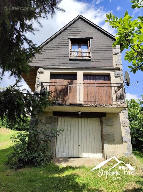 Photo 1 - Maison à LA COURTINE
