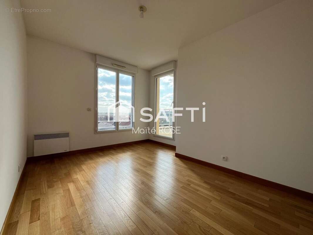 Photo 9 - Appartement à CORBEIL-ESSONNES