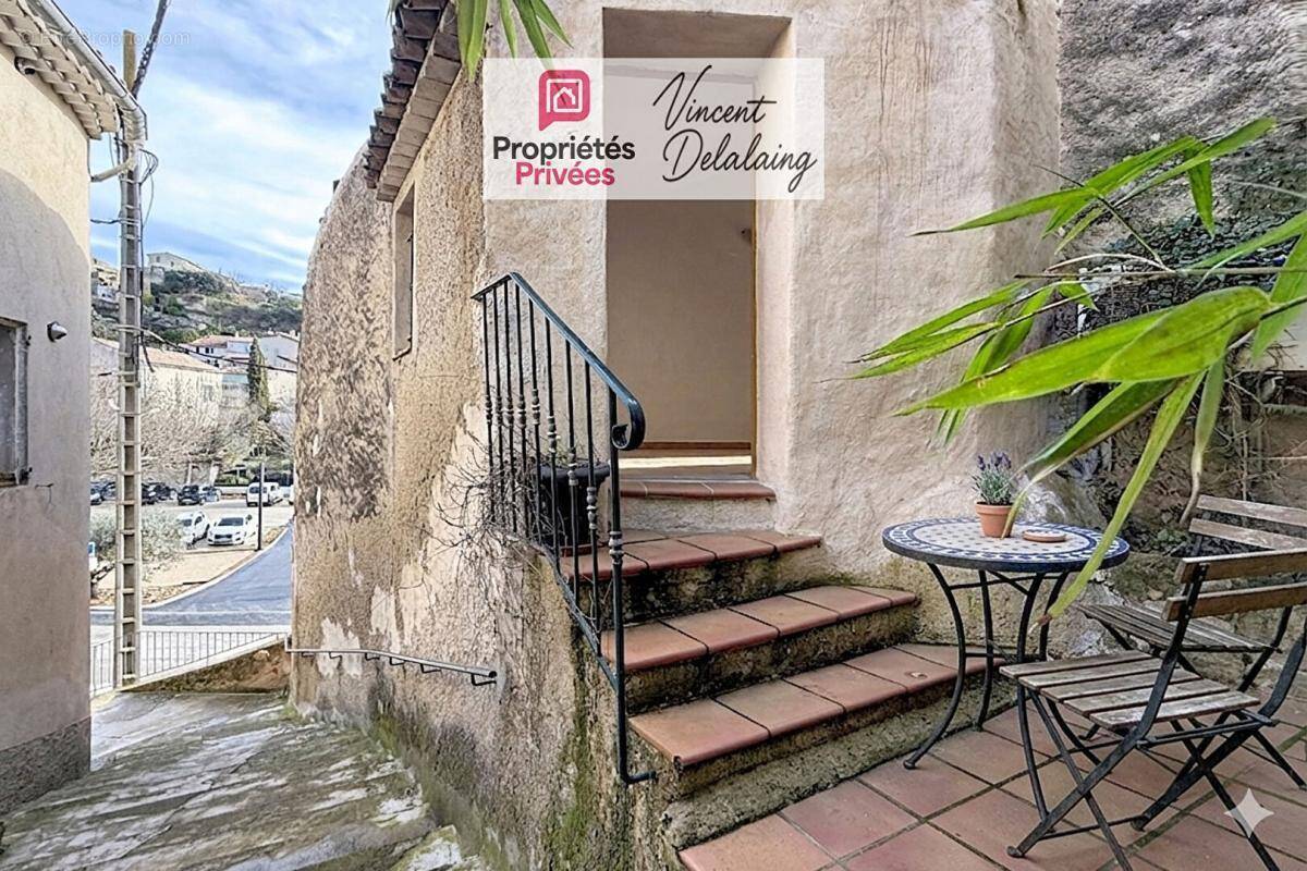 Maison à CABRIERES-D'AIGUES