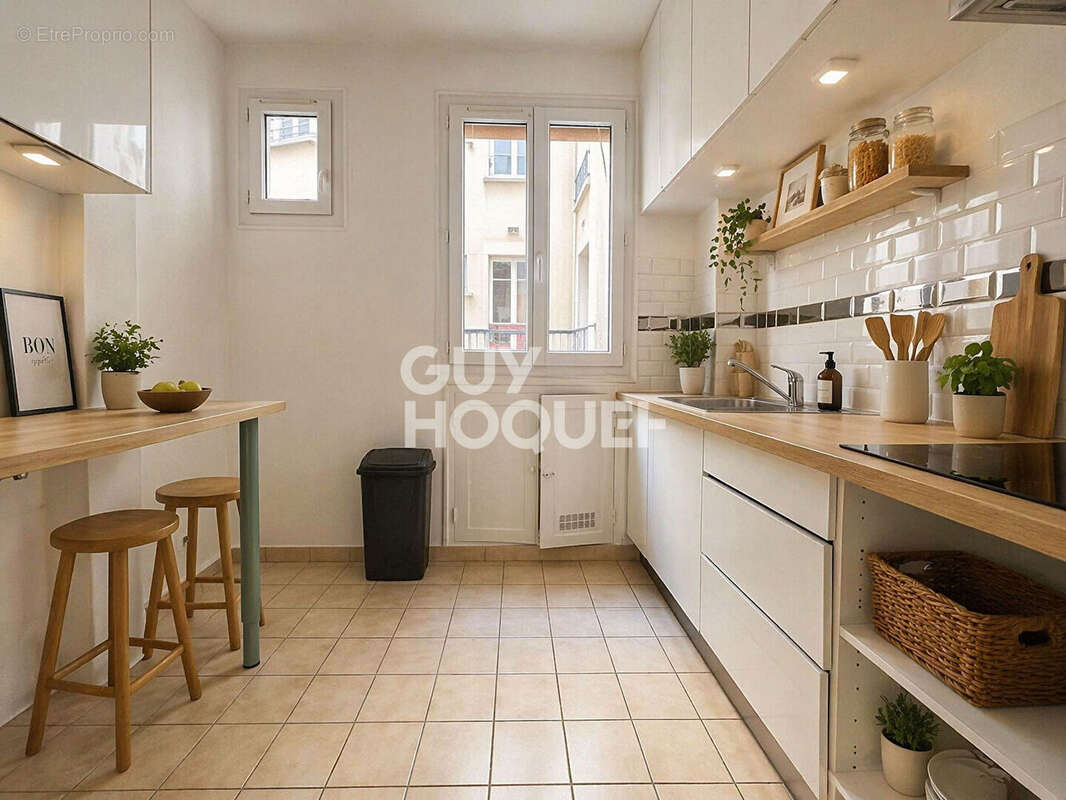 Appartement à PARIS-15E