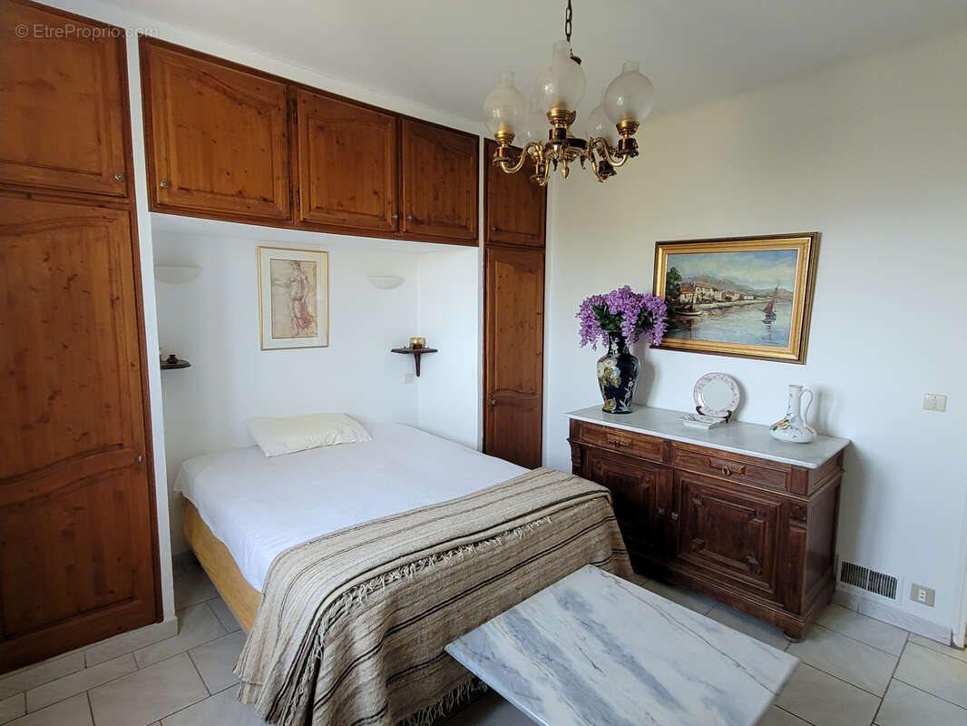 Maison à SOLLIES-VILLE