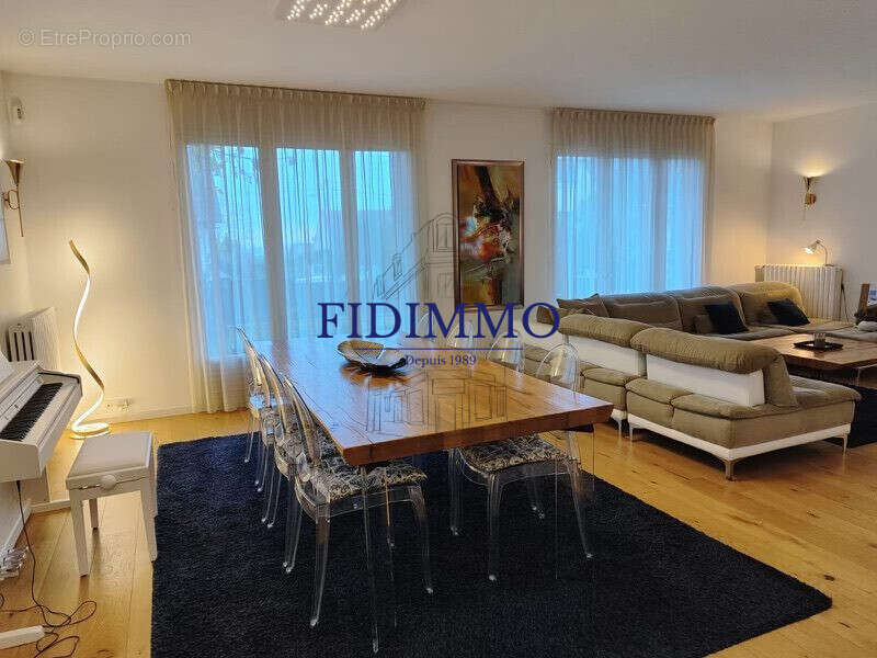 Maison à CHENNEVIERES-SUR-MARNE