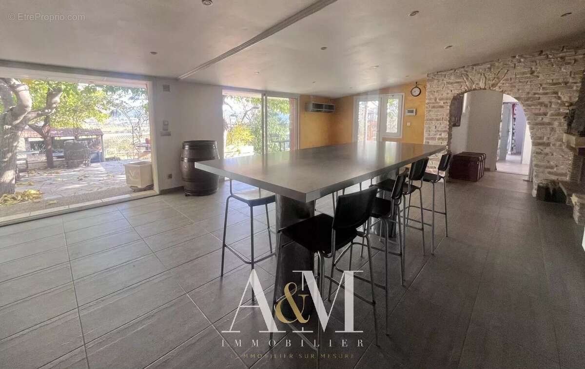 Mas 145 m² / 4262 m² - photo 10