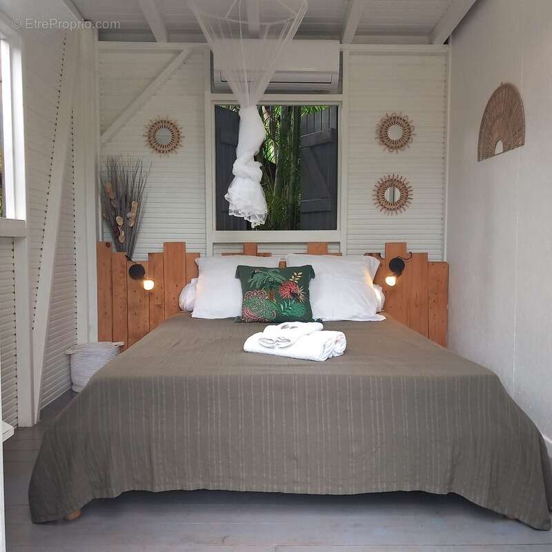 Maison à SAINTE-ANNE