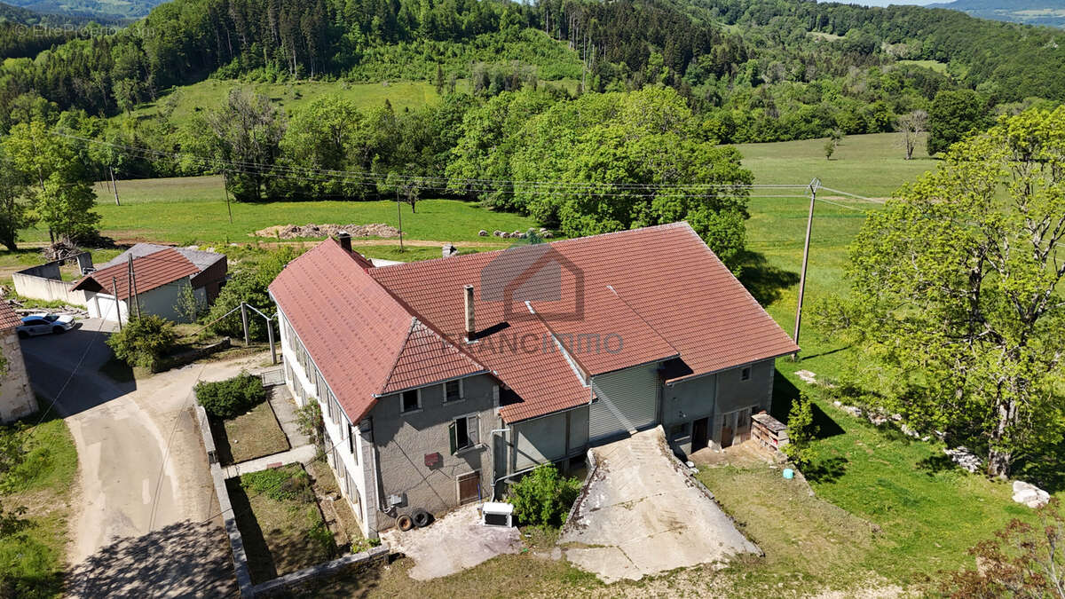 Maison à MONTANDON