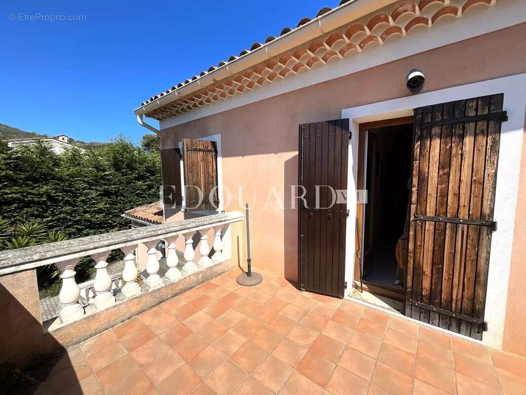 Maison à LA TURBIE
