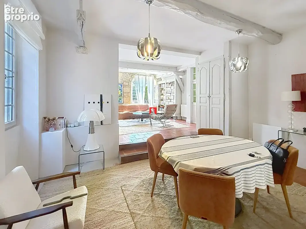 Maison 280 m² à Plassac  - photo 5