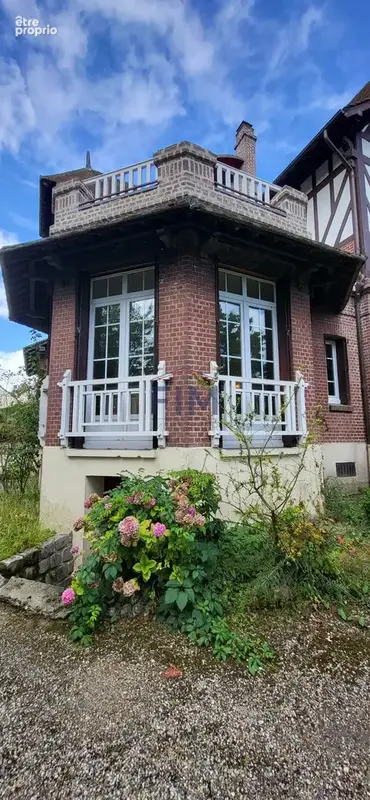 Exceptionnelle, proche Dieppe Villa Anglo-Normande de 307 m2 environ - photo 24