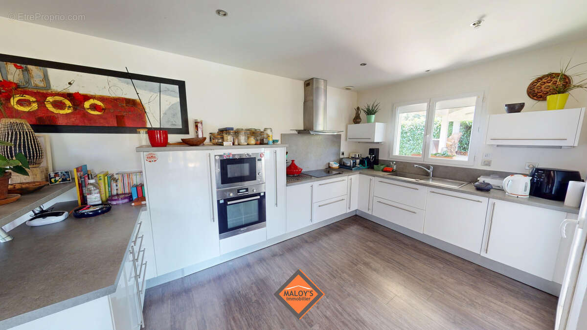 Maison à CHAZAY-D&#039;AZERGUES