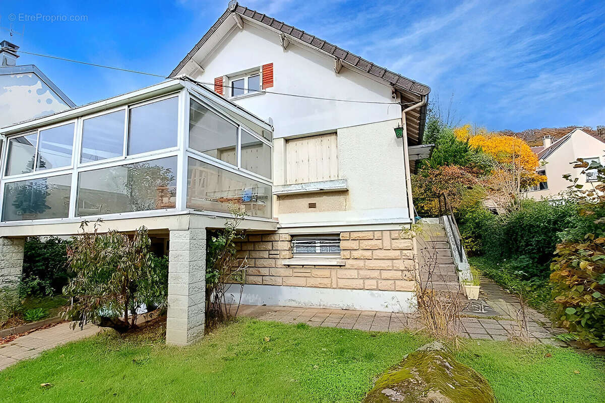 Maison à SAINT-REMY-LES-CHEVREUSE