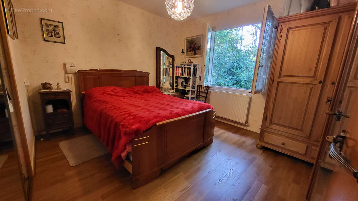 Maison à LA BONNEVILLE-SUR-ITON