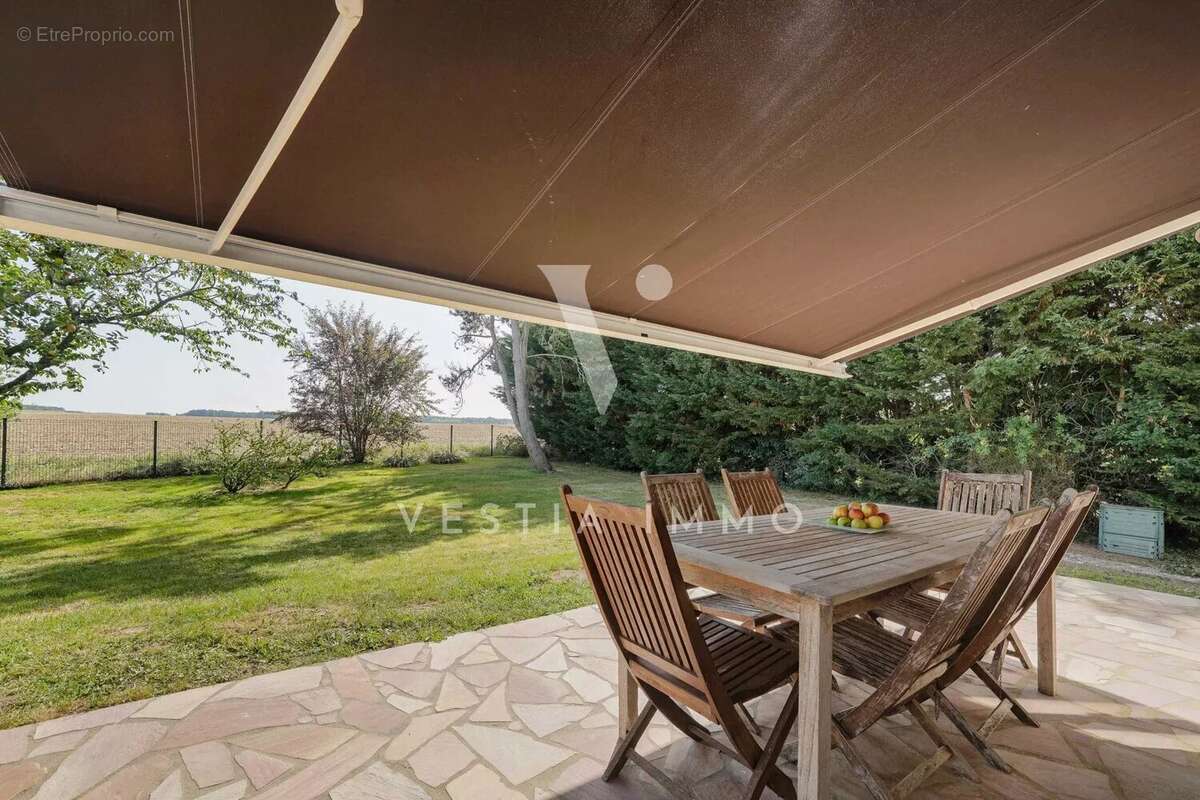 Maison à RAMBOUILLET