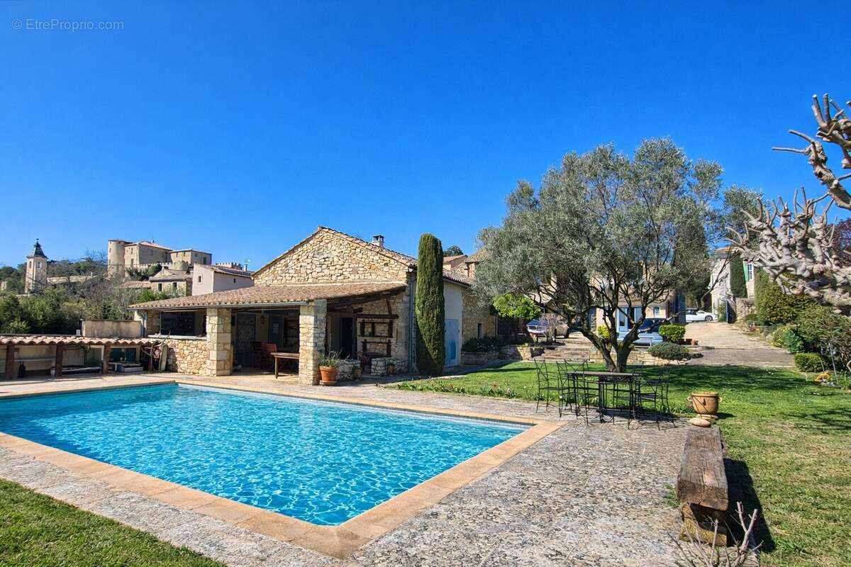 Maison à UZES