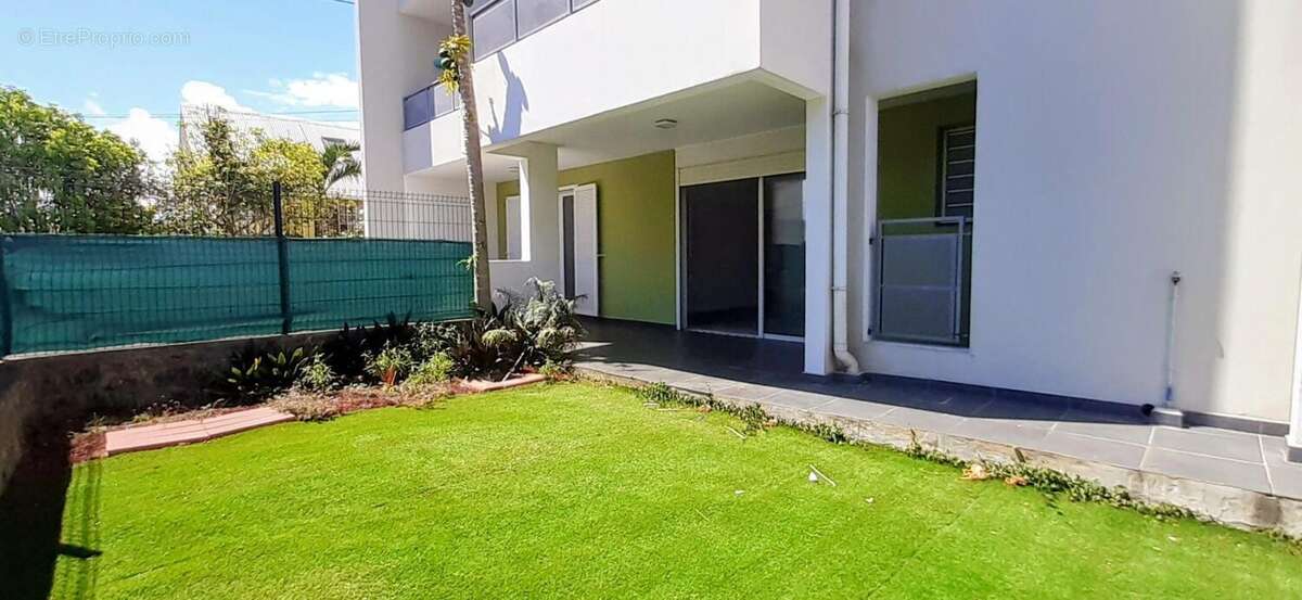 Photo 2 - Appartement à SAINT-DENIS
