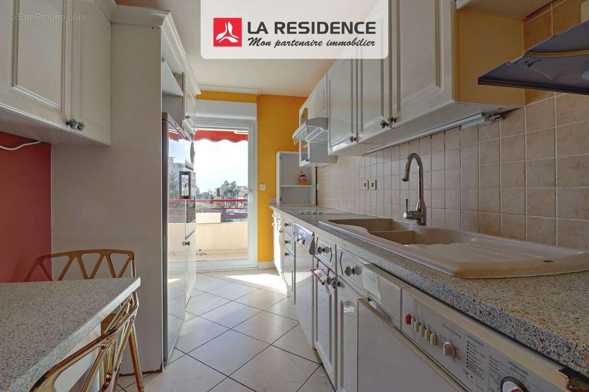 Appartement à FREJUS
