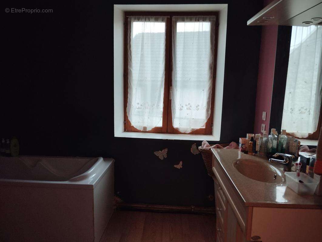 Maison à FROIDECONCHE