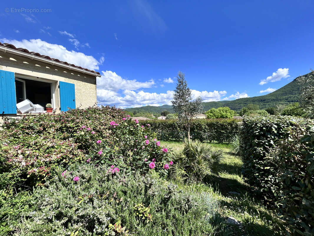 En Cévennes, villa plain pied avec terrain, à vendre - photo 3
