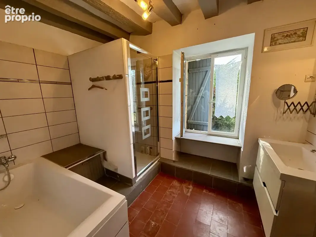 Manoir des XVᵉ & XVIᵉ siècles de 450 m2  dont 300 m2 déjà aménagés sur 880 m2 de terrain - photo 15