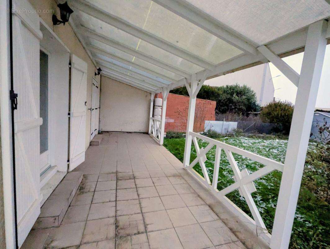 Maison à CHAMPFORGEUIL