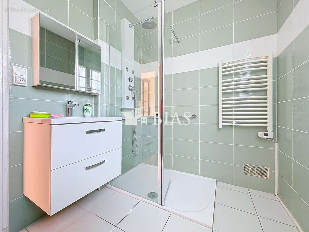 Maison à SAINT-PIERRE-DE-VARENGEVILLE