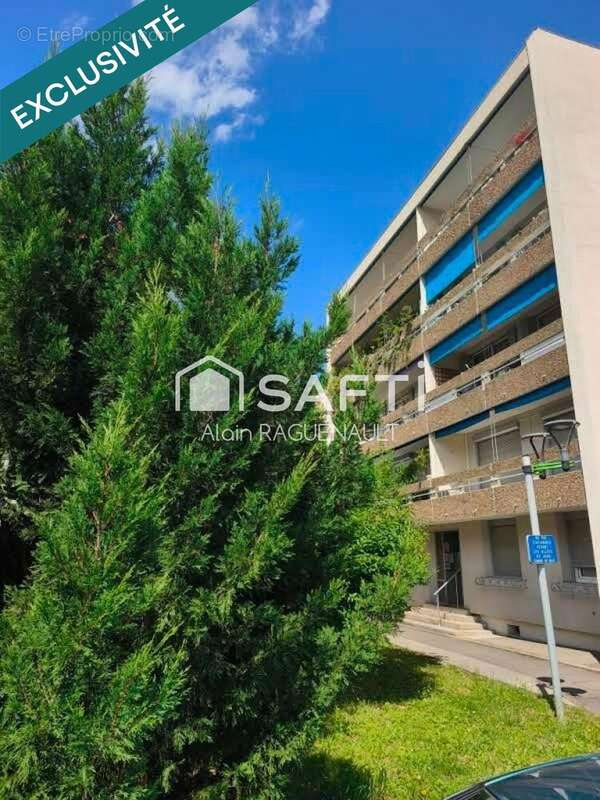 Photo 2 - Appartement à LYON-8E