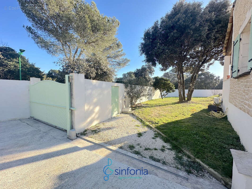 Maison à SAINT-SIFFRET