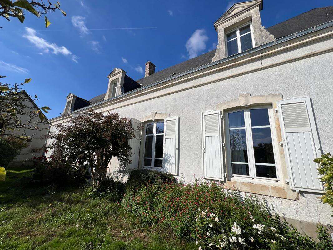 Maison à ROEZE-SUR-SARTHE