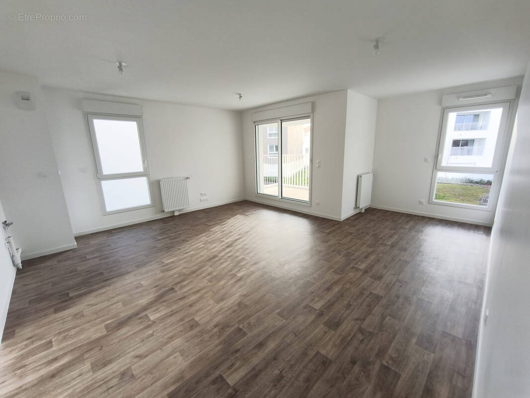 Appartement à LES SORINIERES