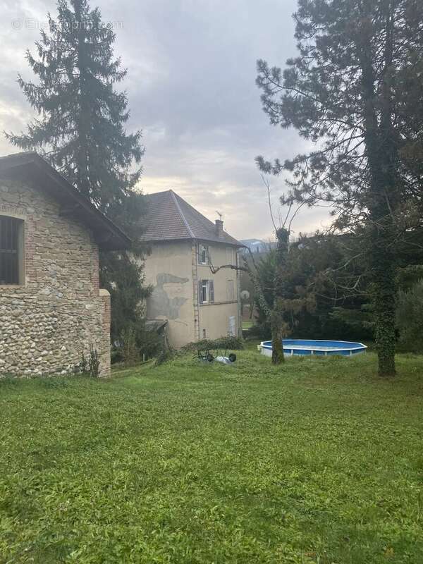 Maison à SAINT-LATTIER