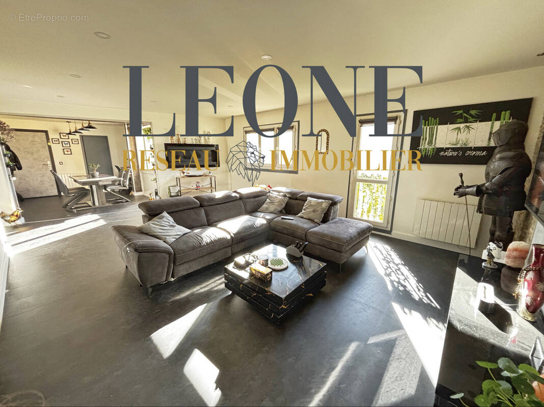 Appartement à VILLEFONTAINE