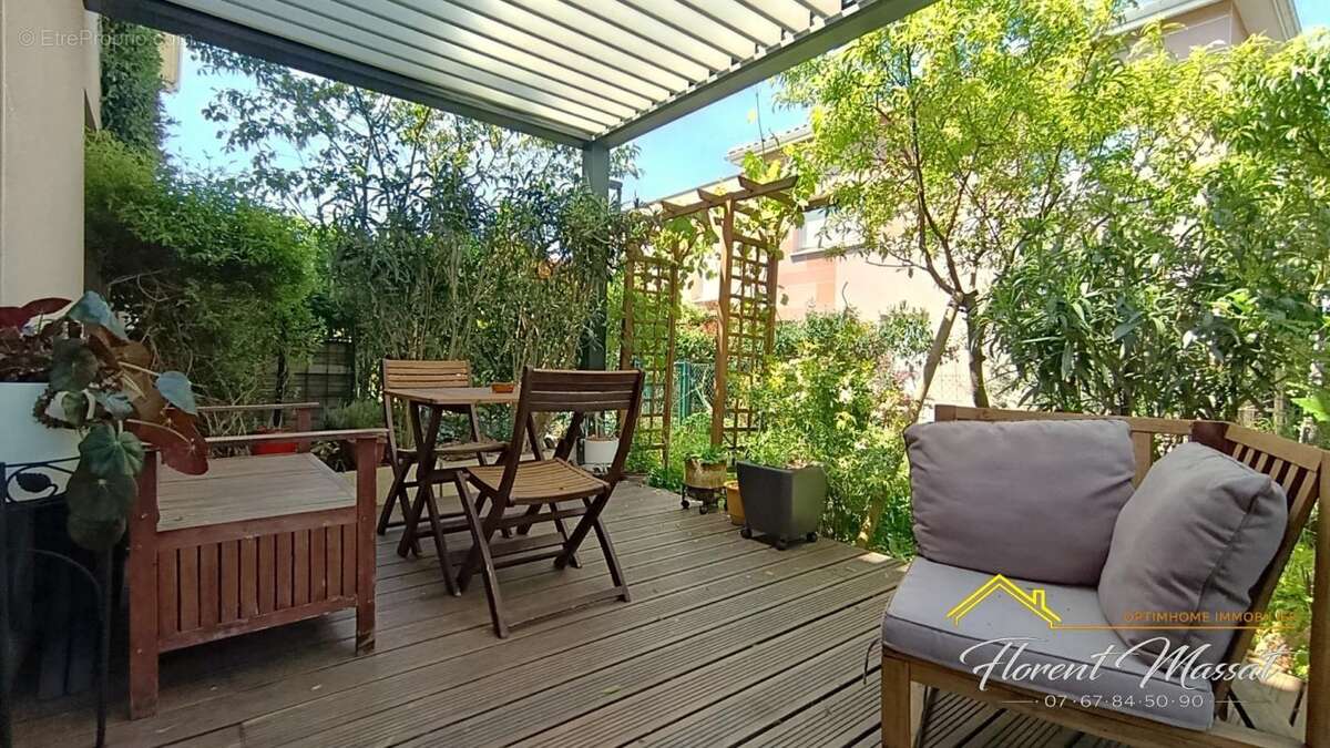 Superbe duplex T4 avec jardin, terrasses et pergola à GRAGNAGUE (31) - photo 2
