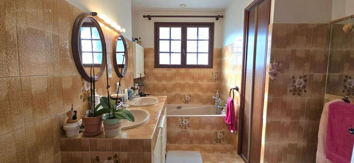 Maison à COULOUNIEIX-CHAMIERS