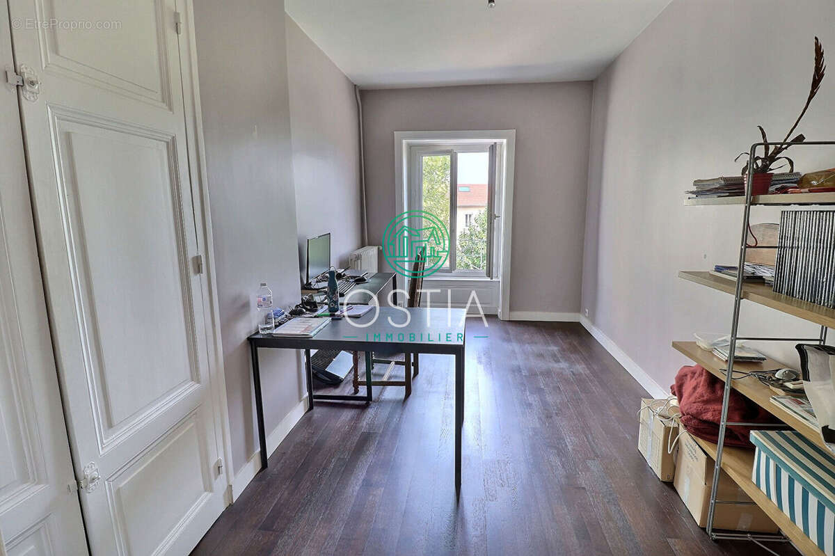 Maison à SAINT-MARTIN-LA-PLAINE