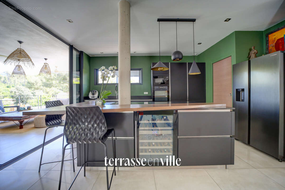 Gémenos - village a pied - villa d'architecte t5 185m2 - dépendance - calme - 1 090 000 € - photo 10