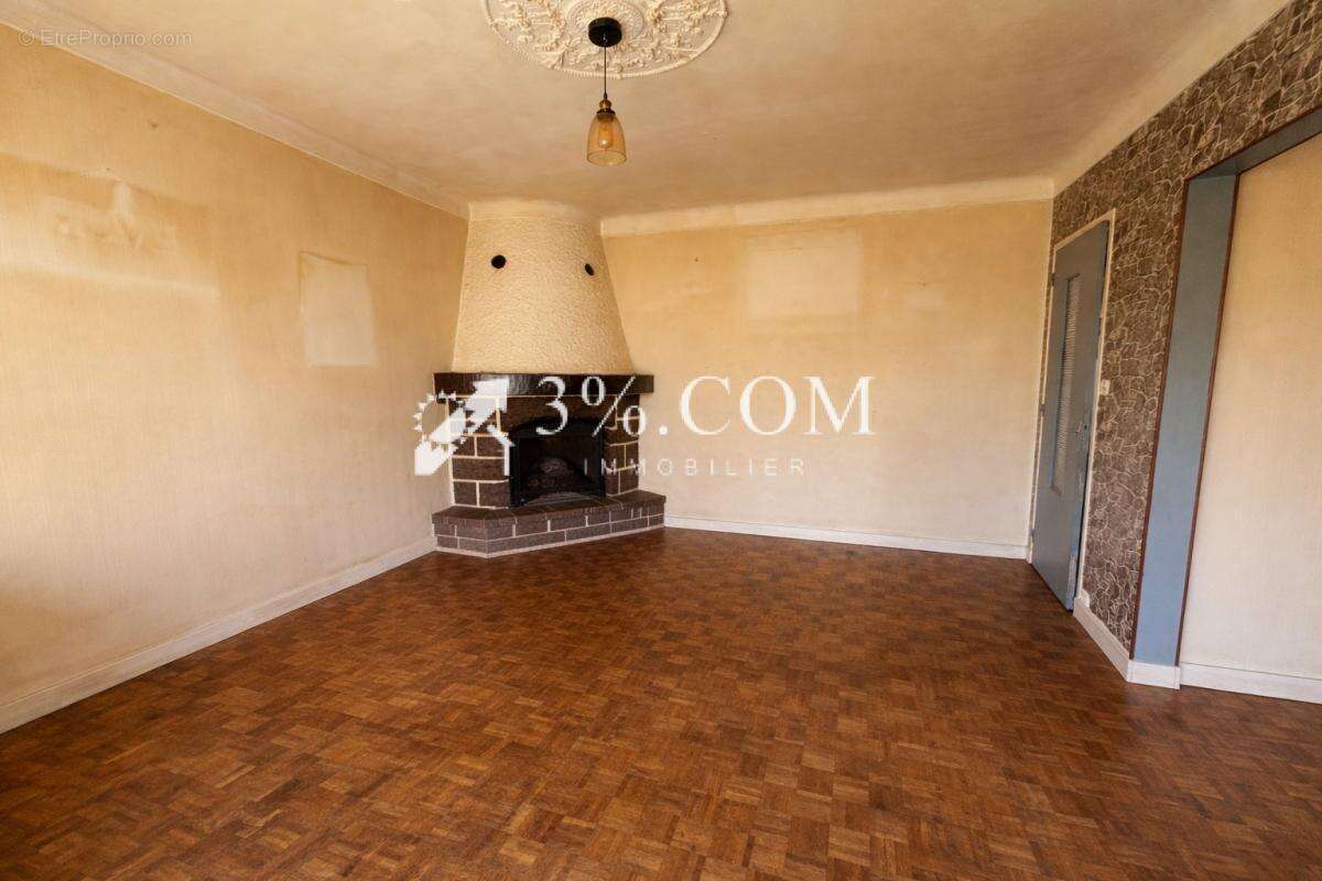 Maison à SAINT-DOLAY