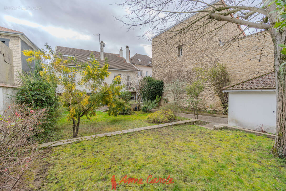 Maison à JOINVILLE-LE-PONT