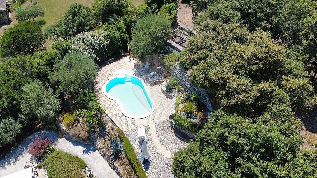 Maison à BOISSET-ET-GAUJAC