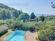 Maison à CARQUEIRANNE