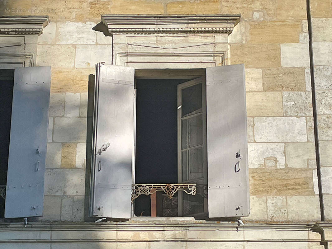 Maison à SAINT-EMILION