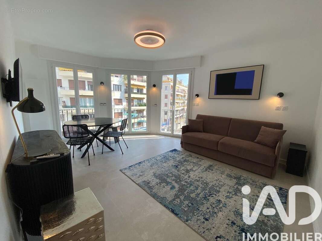 Photo 2 - Appartement à NICE