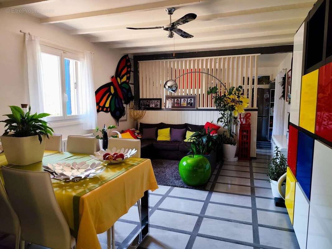 Maison à PUGET-THENIERS