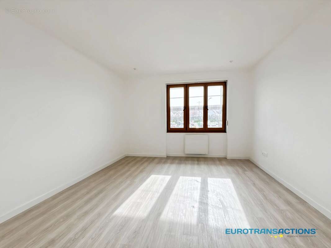 Appartement à NIEDERMODERN