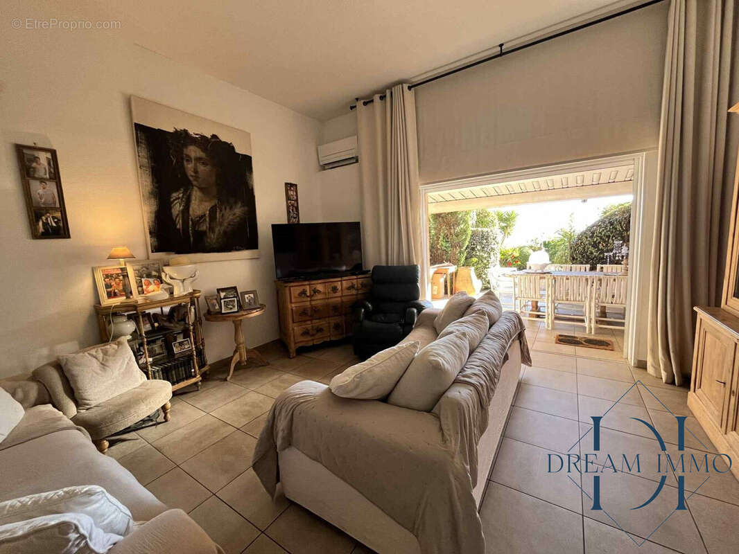 Appartement à HYERES