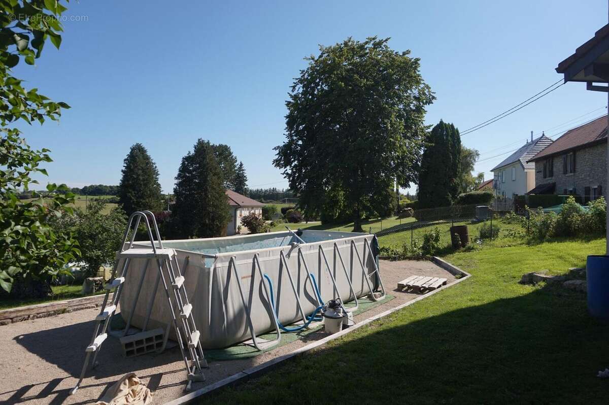 Photo 2 - Maison à L&#039;HOPITAL-DU-GROSBOIS