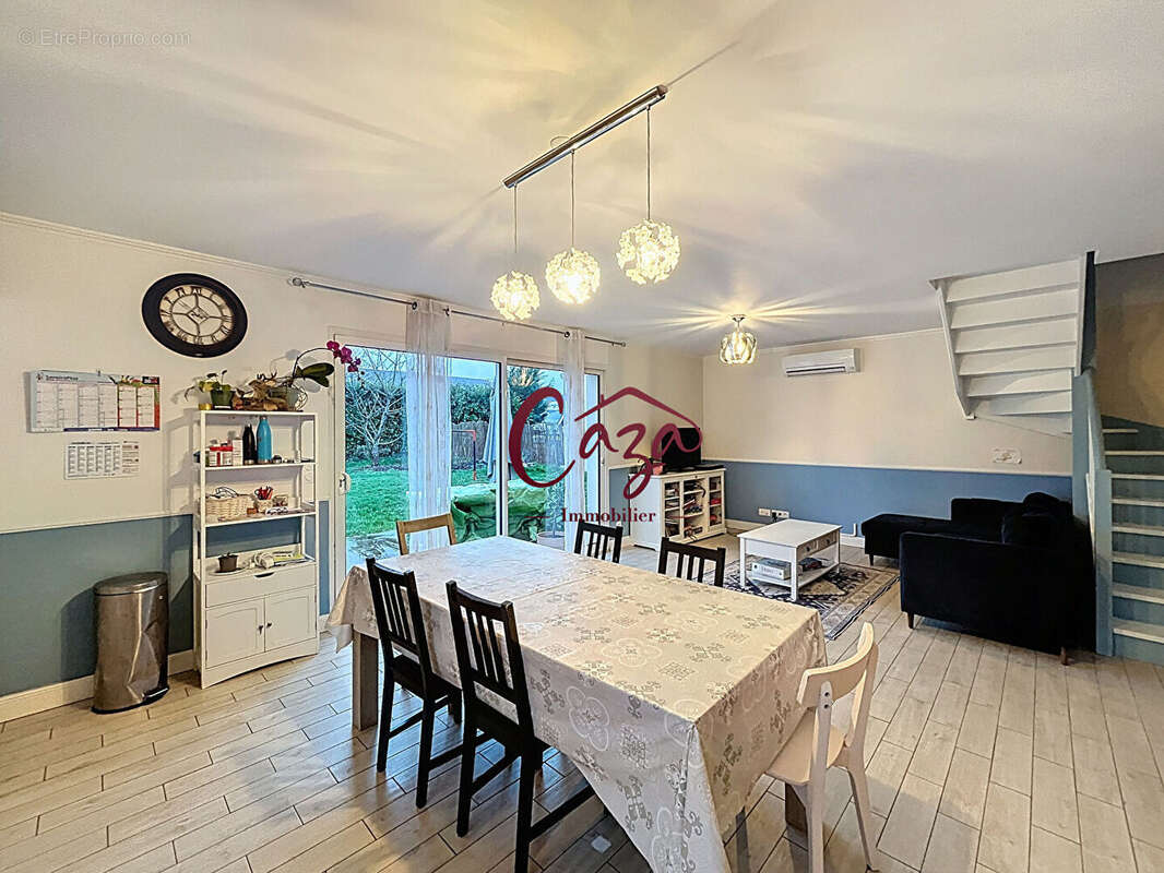 Maison à CAMBLANES-ET-MEYNAC