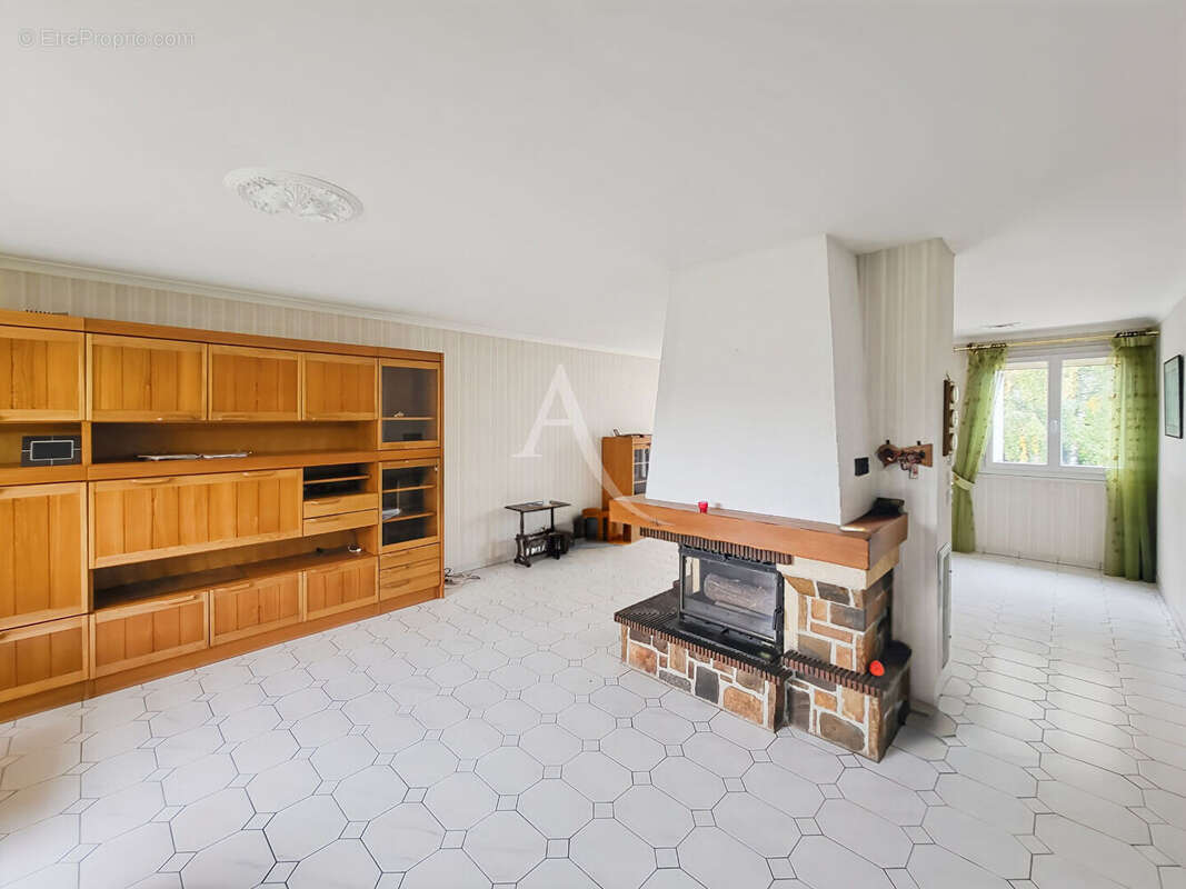 Maison à SAINT-GERMAIN-LAXIS