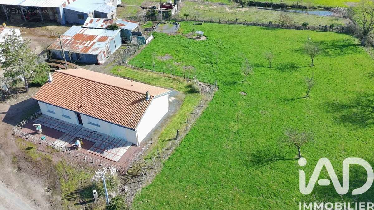 Photo 3 - Maison à CERSAY