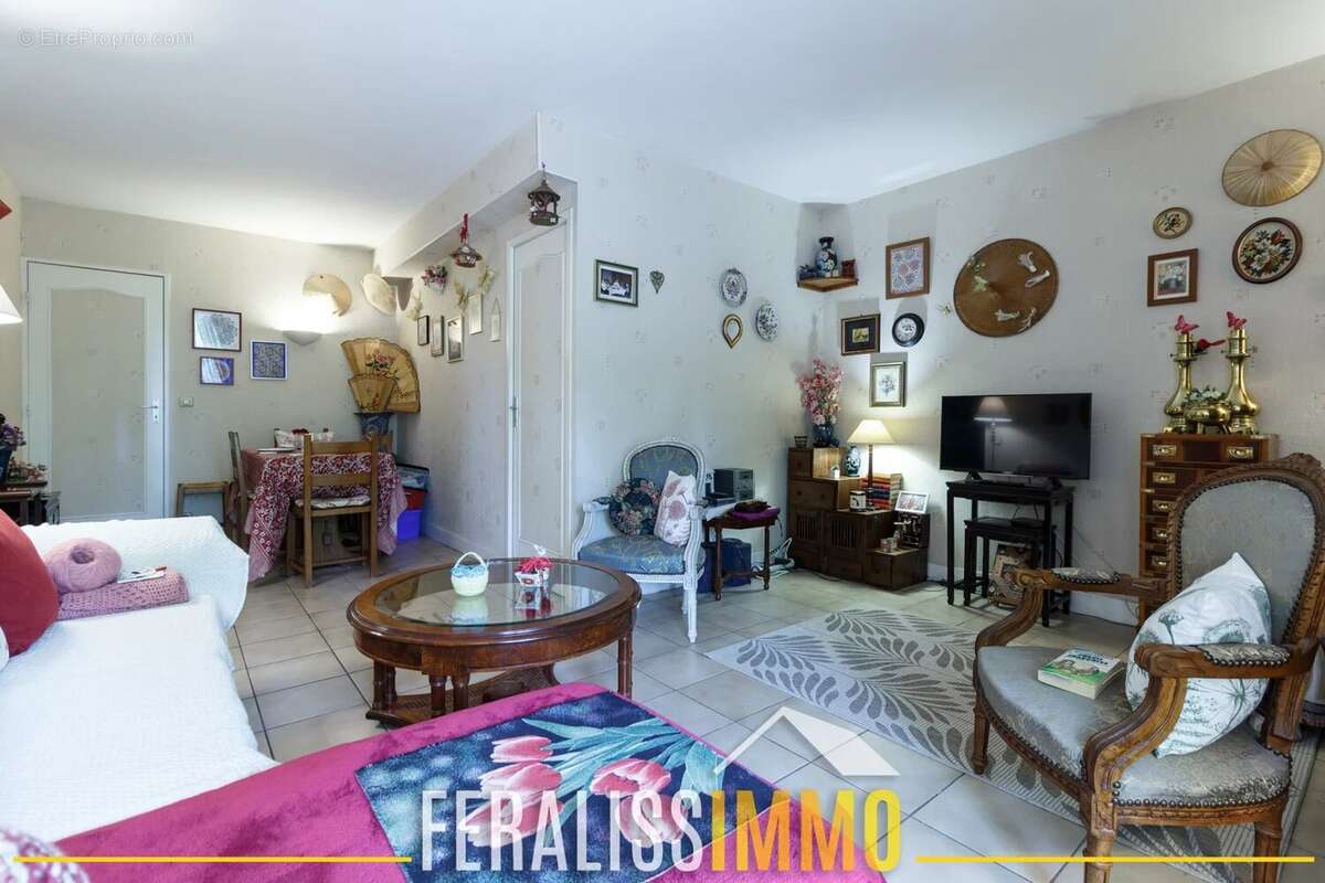 Appartement à ERAGNY