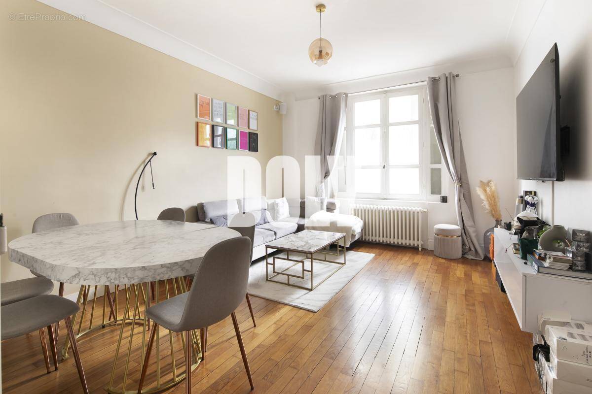 Appartement à LEVALLOIS-PERRET