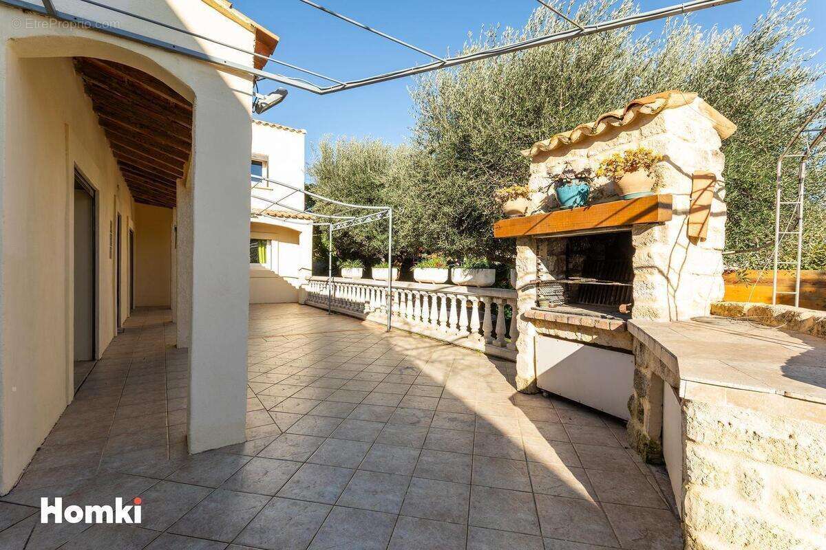 Maison à VILLEVEYRAC